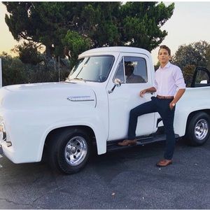 Meet your Posher, Kevin